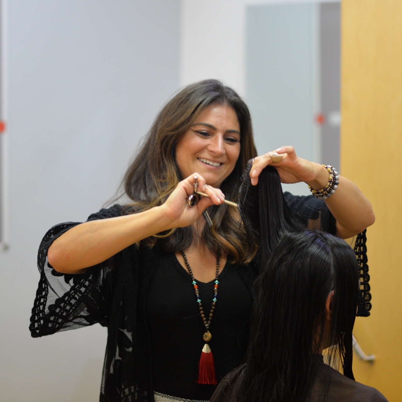 HAIRCUTS - Women\'s Cut